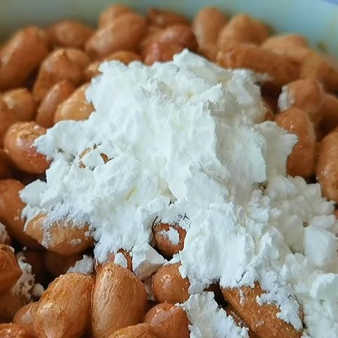 Cách làm đậu phộng tẩm bột chiên giòn thơm ngon tại nhà