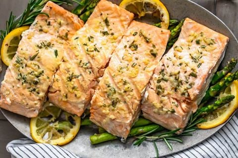 Cách nướng cá hồi bằng nồi chiên không dầu thơm ngon