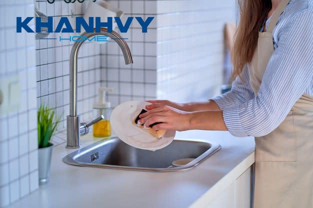 5 Sai lầm “chết người” thường mắc khi rửa bát, cần bỏ ngay hôm nay