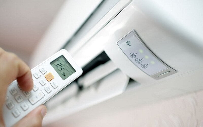 Máy lạnh có thực sự làm khô da? Cách sử dụng không gây ảnh hưởng sức khỏe