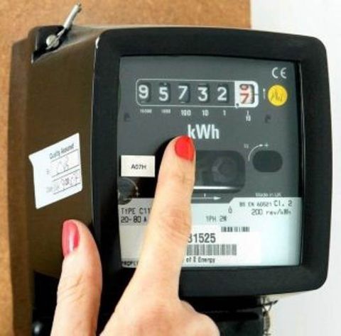 Điện năng tiêu thụ là gì? Công thức và cách tính điện năng tiêu thụ