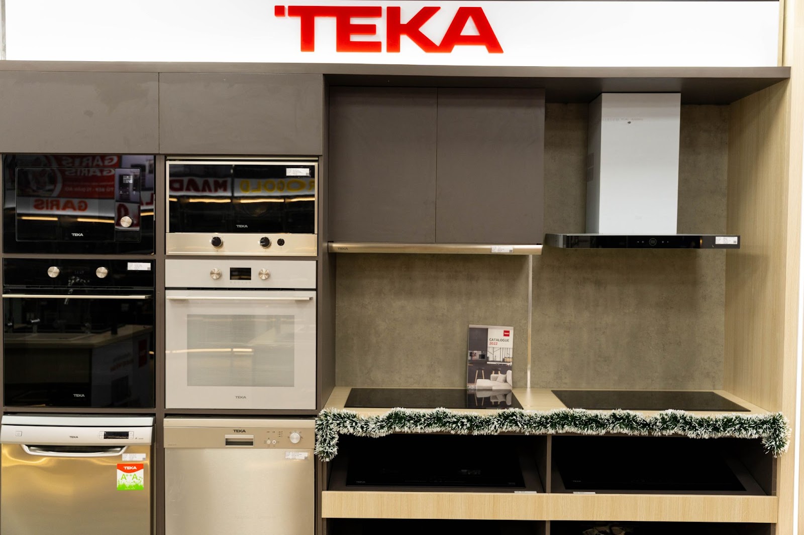 Các sản phẩm Teka được trưng bày tại tất cả hệ thống showroom của Khánh Vy Home