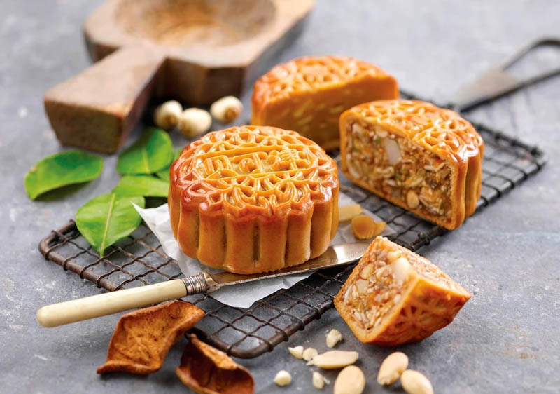 Bánh trung thu có chứa nhiều calo hay không?