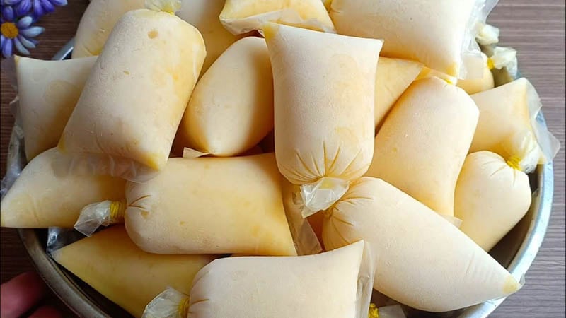 Những túi kem mít thơm ngon, mát lành