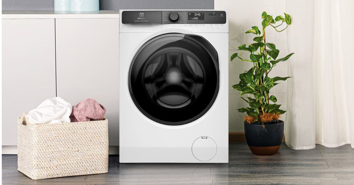 Máy giặt Electrolux EWF9023P5WC cửa trước 9kg