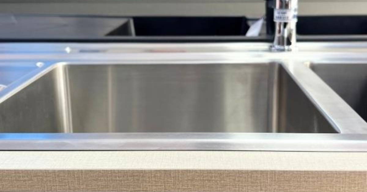 Chậu rửa chén Malloca MS 8816 N