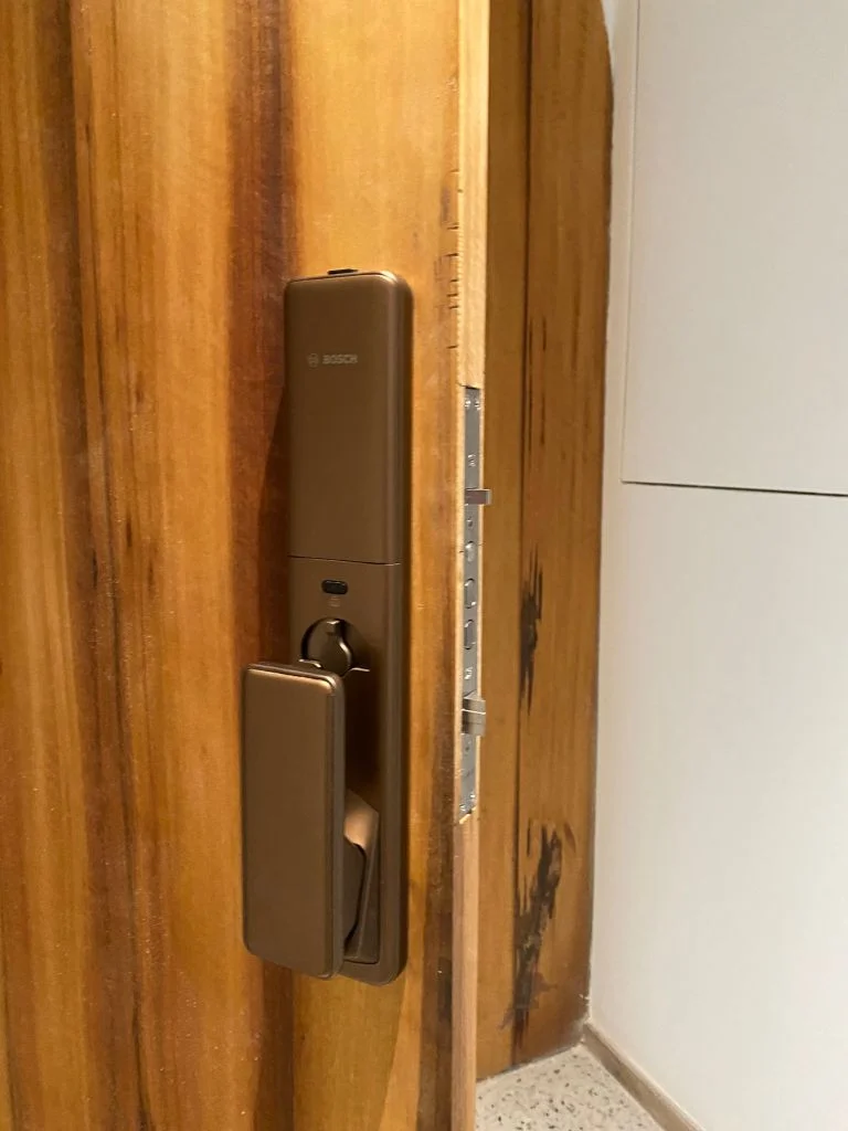 Cách sử dụng Khóa điện tử Bosch FU750 EU Amber Gold
