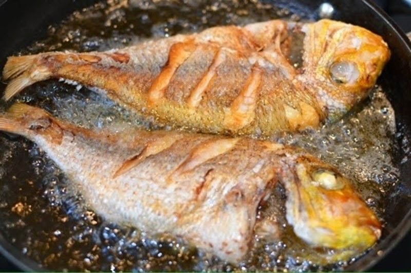 Không chiên nhiều cá cùng lúc