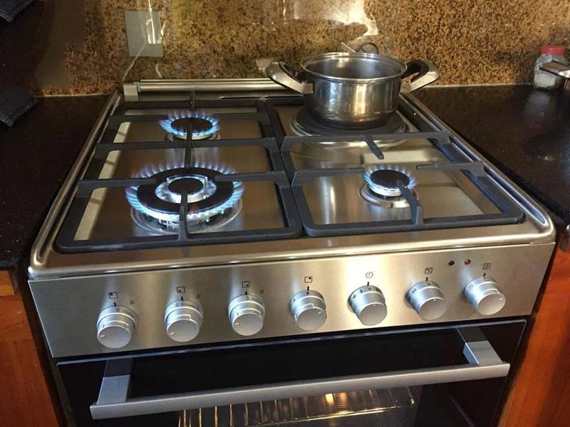 Hình ảnh bếp đang hoạt động