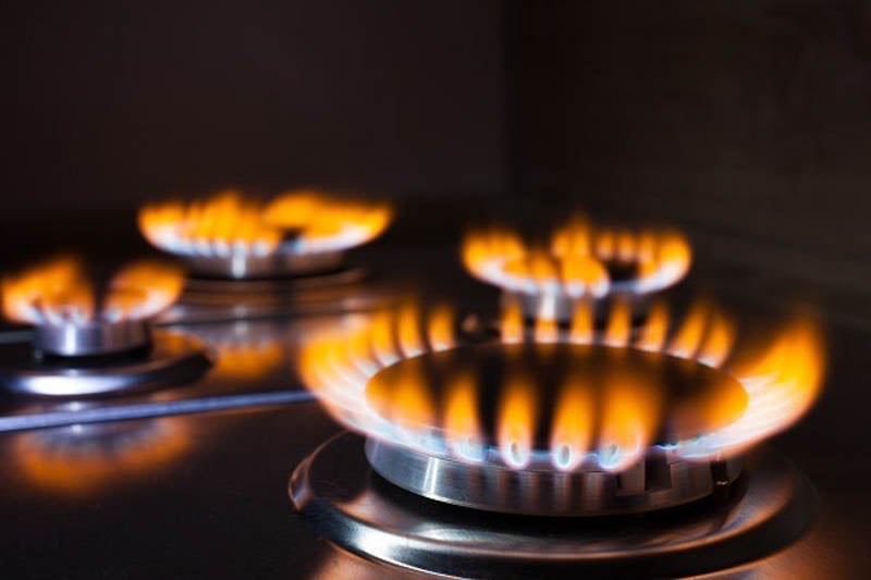 Bếp ga bị lửa đỏ: Nguyên nhân và cách khắc phục hiệu quả