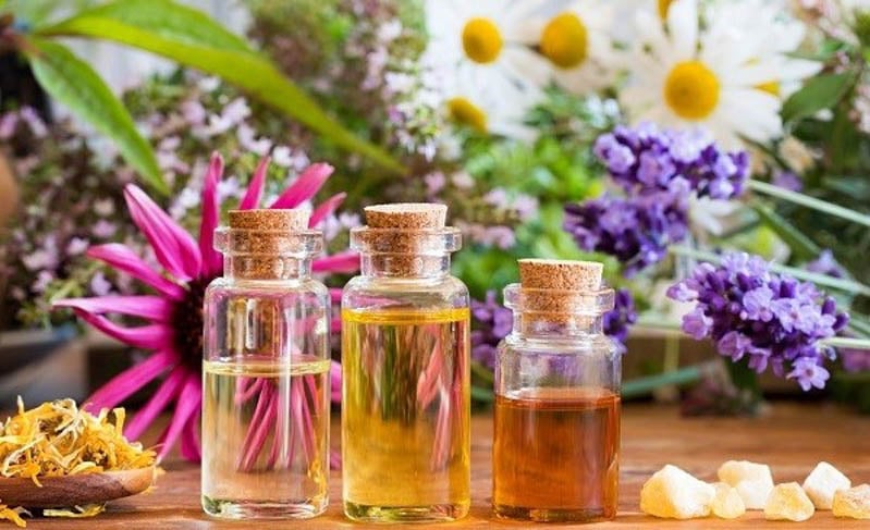 Sử dụng tinh dầu để làm thơm quần áo