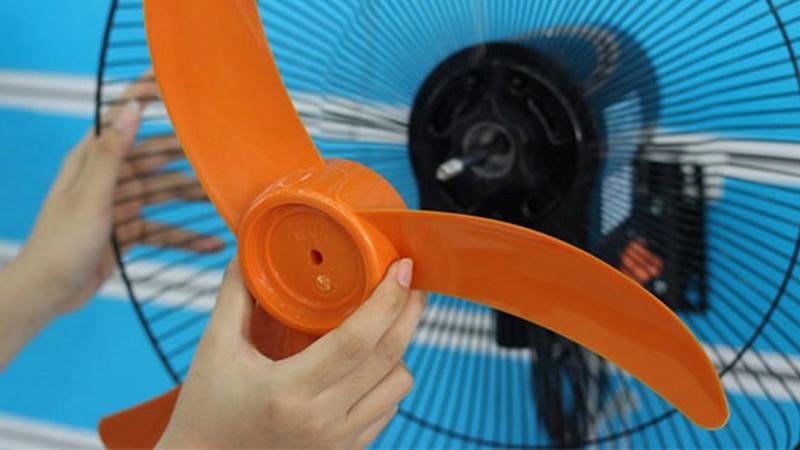 Làm quạt hơi nước đơn giản tại nhà