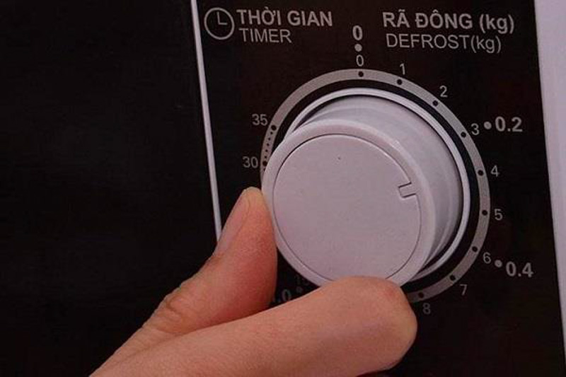 Cài đặt thời gian rã đông cho từng loại thực phẩm phù hợp