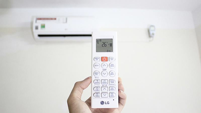 Cách hẹn giờ trên remote máy lạnh LG