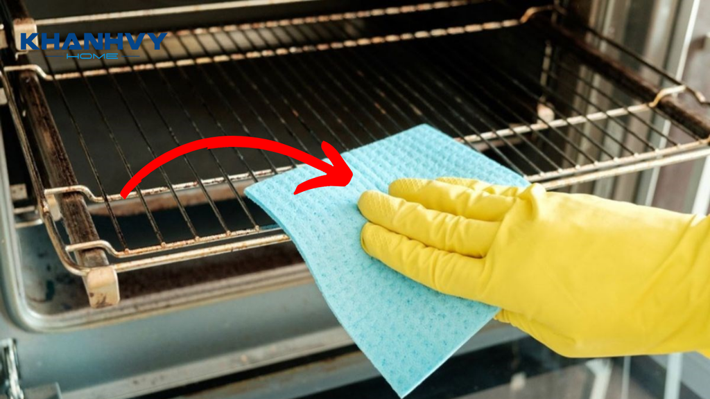 Dấu hiệu nhận biết cần vệ sinh lò nướng