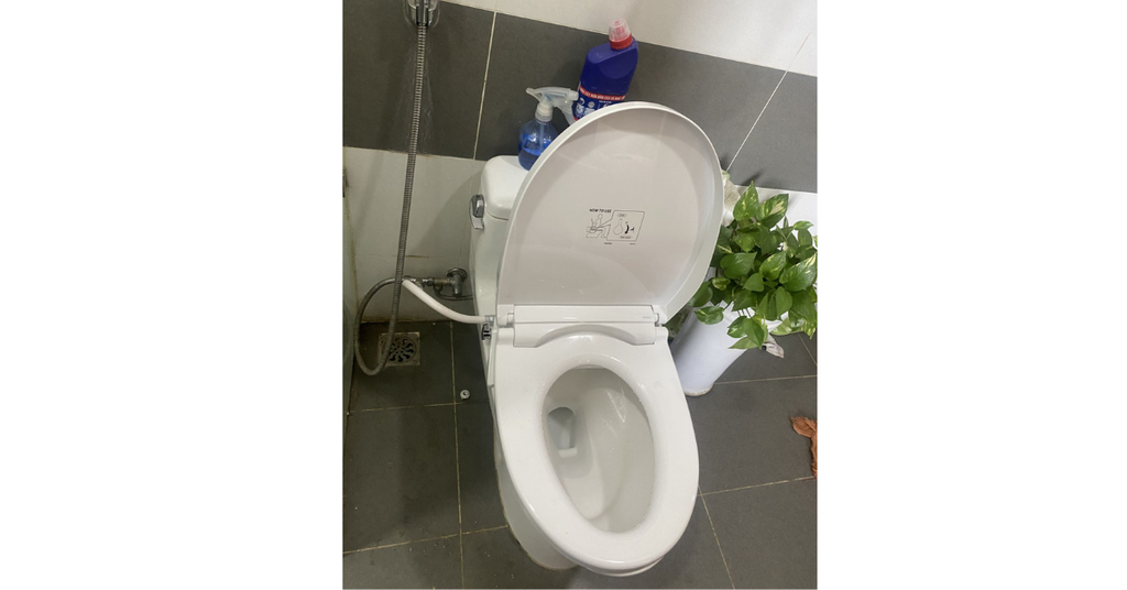 Chất liệu sứ cao cấp