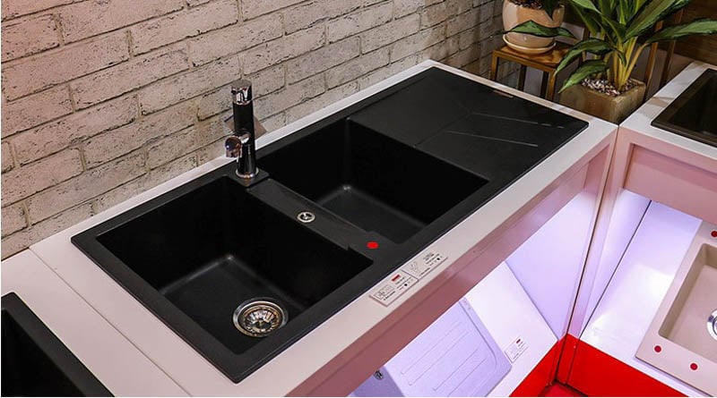 Lắp đặt chậu rửa chén âm bàn đá đòi hỏi sự chính xác cao