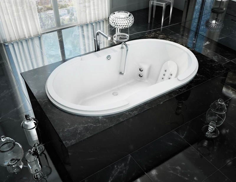 Vệ sinh bồn tắm TOTO sau khi tắm