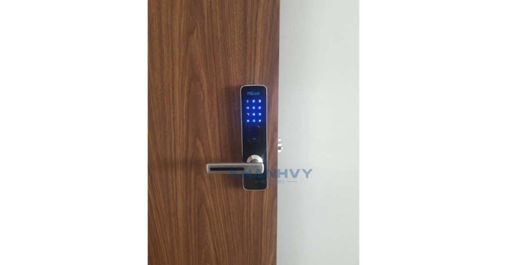 Hình ảnh minh họa sản phẩm khóa điện tử PHGlock KR7155S - R App