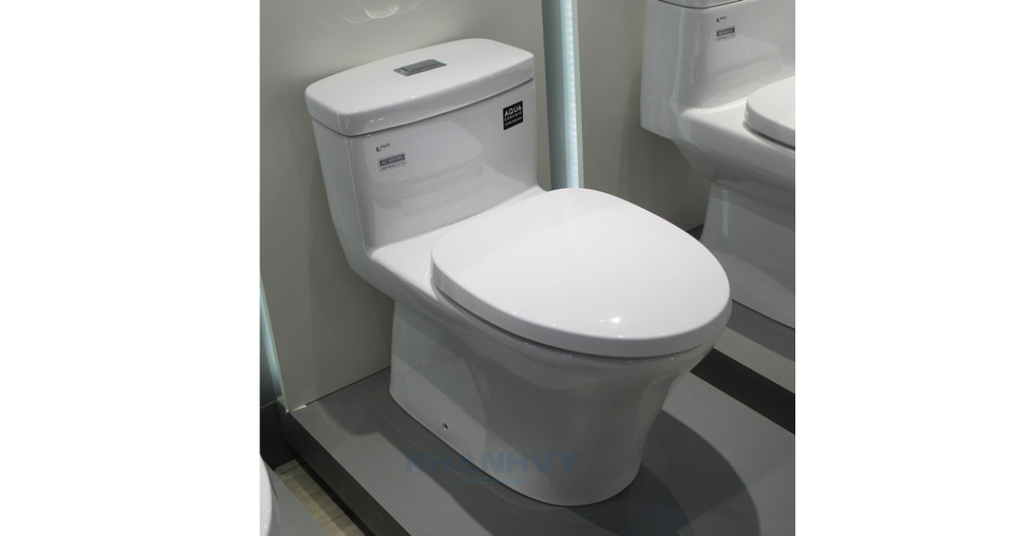 Công nghệ Aqua Ceramic giúp bồn cầu luôn trắng sạch