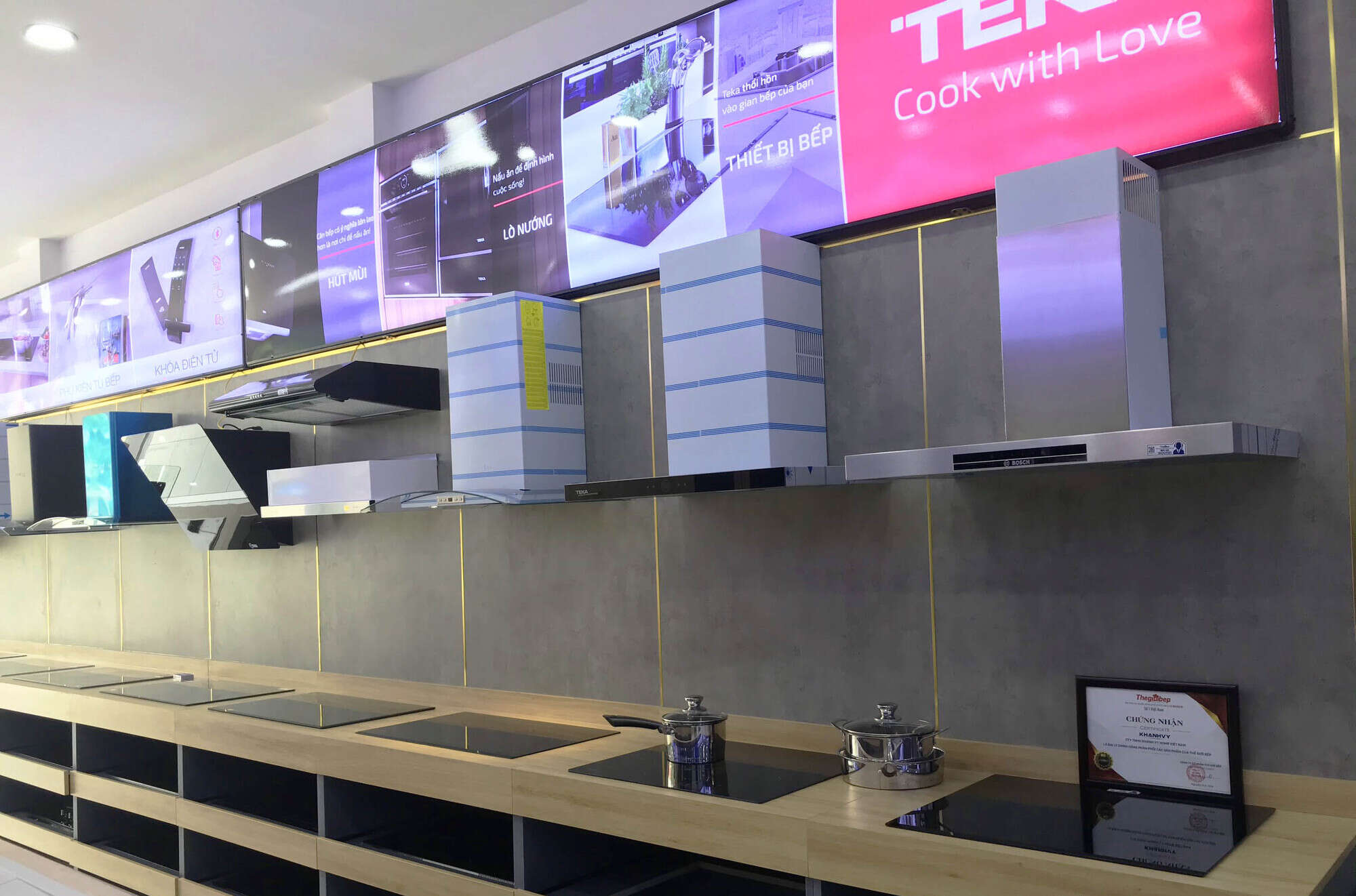 Showroom Khánh Vy Home
