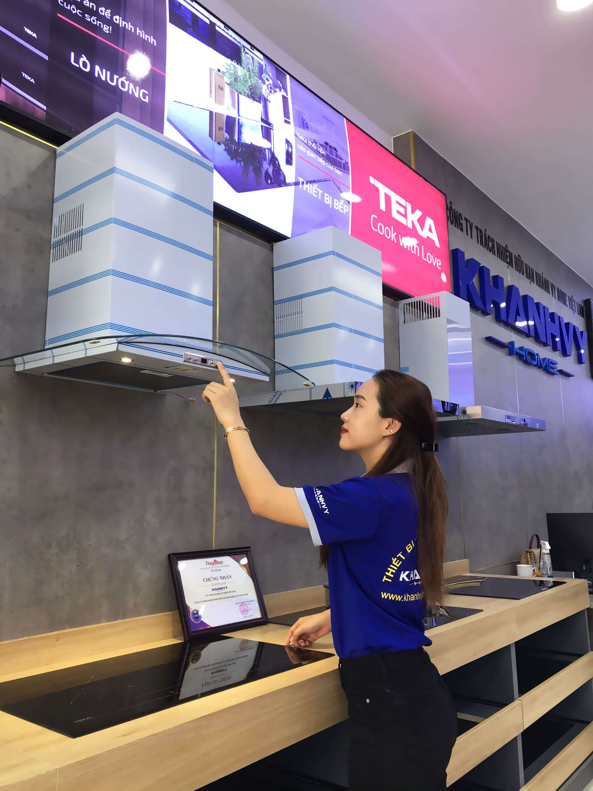 Showroom Khánh Vy Home Quận 9
