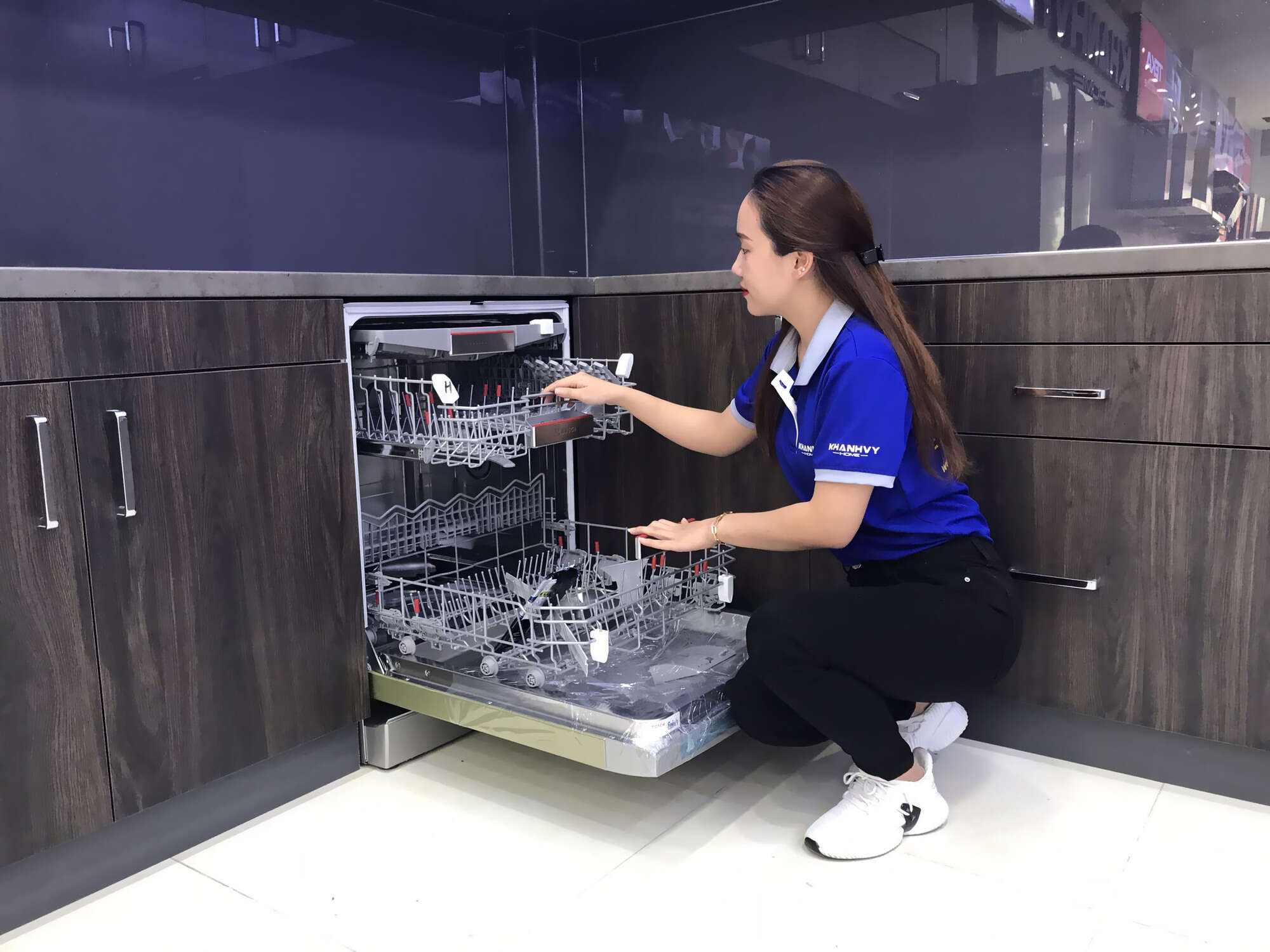 Showroom Khánh Vy Home Quận 9