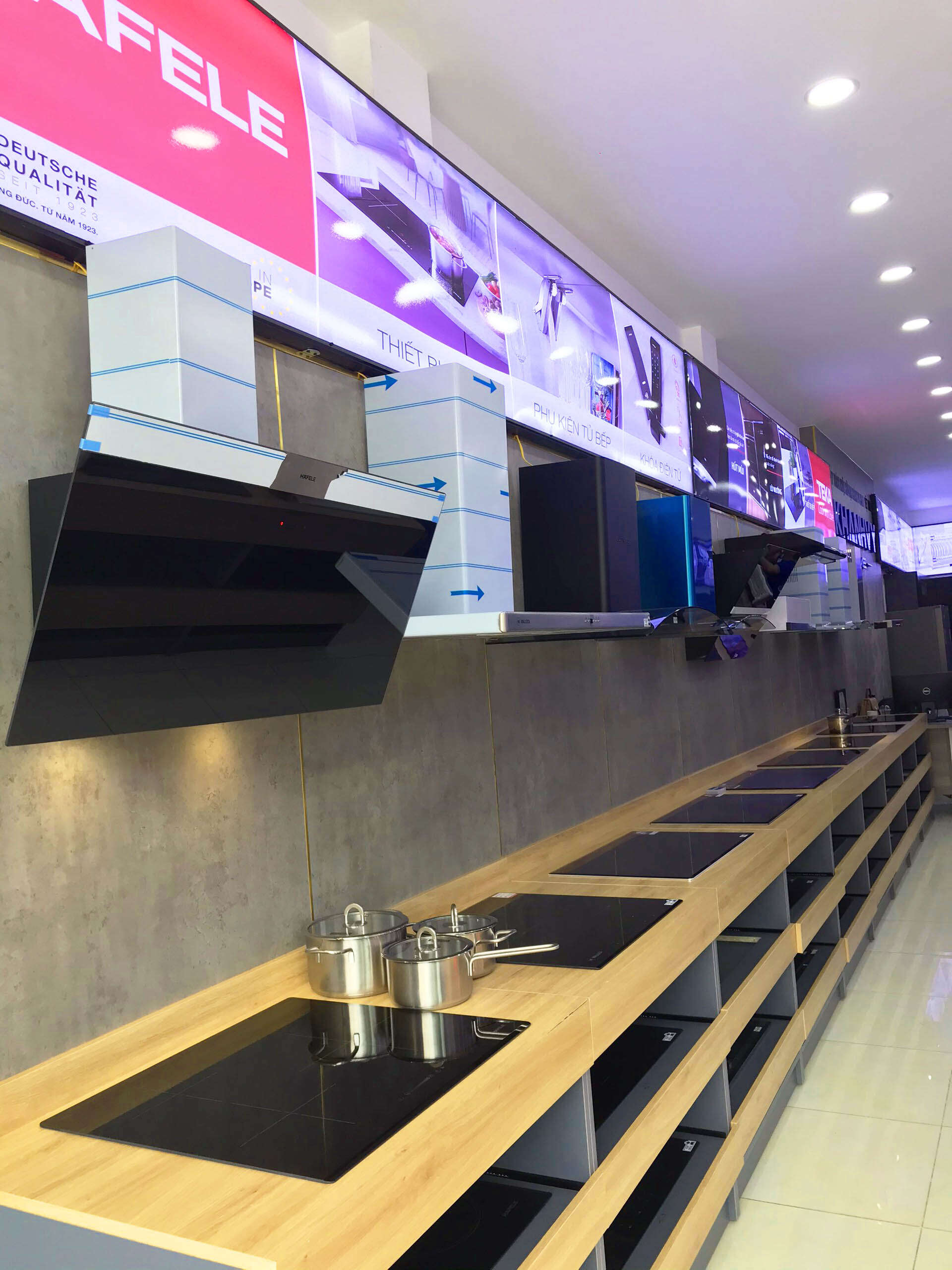 Showroom Khánh Vy Home Quận 9
