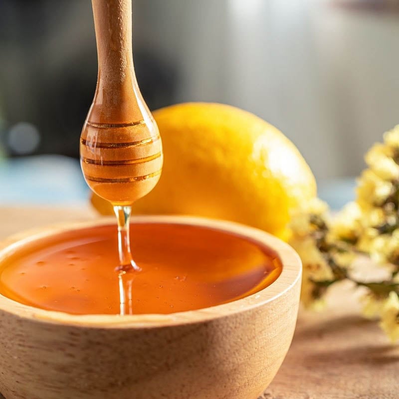 Không nên bảo quản mật ong trong tủ lạnh