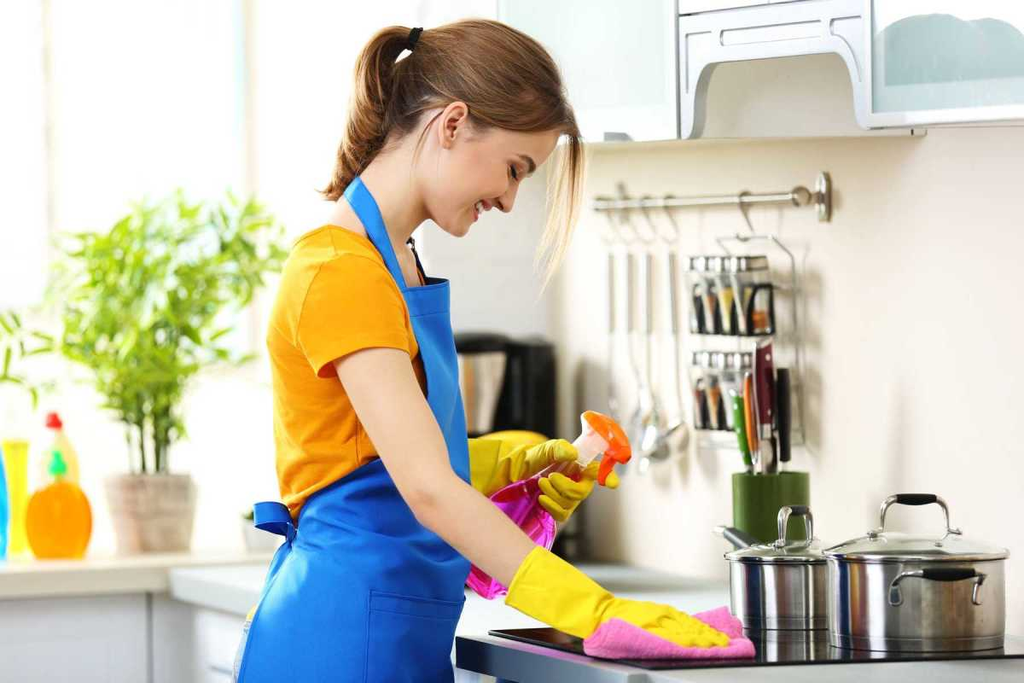 Cách vệ sinh bếp điện từ sạch bóng như mới