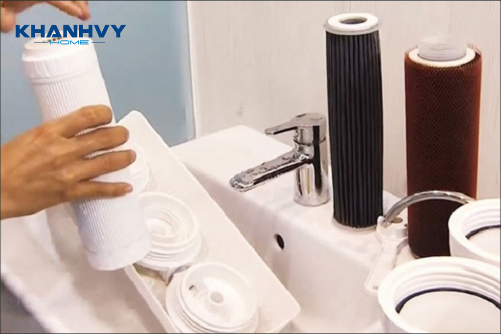 Vì sao cần vệ sinh máy lọc nước định kỳ?