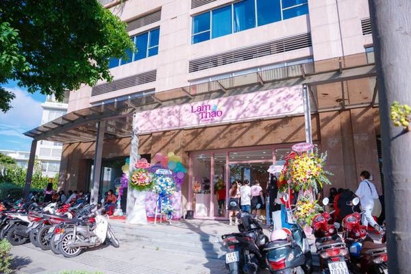 LAM THẢO COSMETICS CHI NHÁNH QUẬN 2 - KHU SALA - CHÍNH THỨC