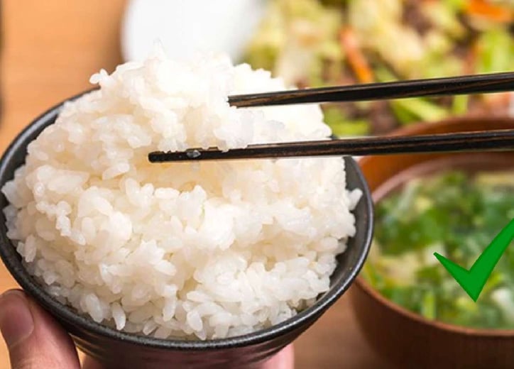 Giảm cân có nên ăn cơm không? Thực đơn giảm cân tại nhà
