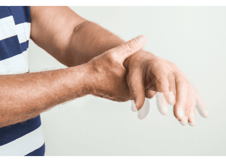 Hiện tượng bị tay run là thiếu chất gì?