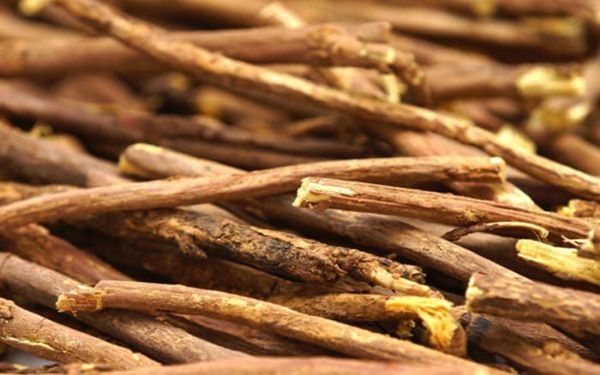 Cam thảo hỗ trợ chữa trào ngược dạ dày