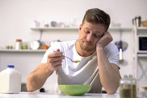 Chế độ ăn uống không hợp lý