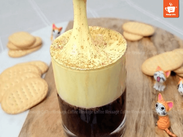 cà phê trứng