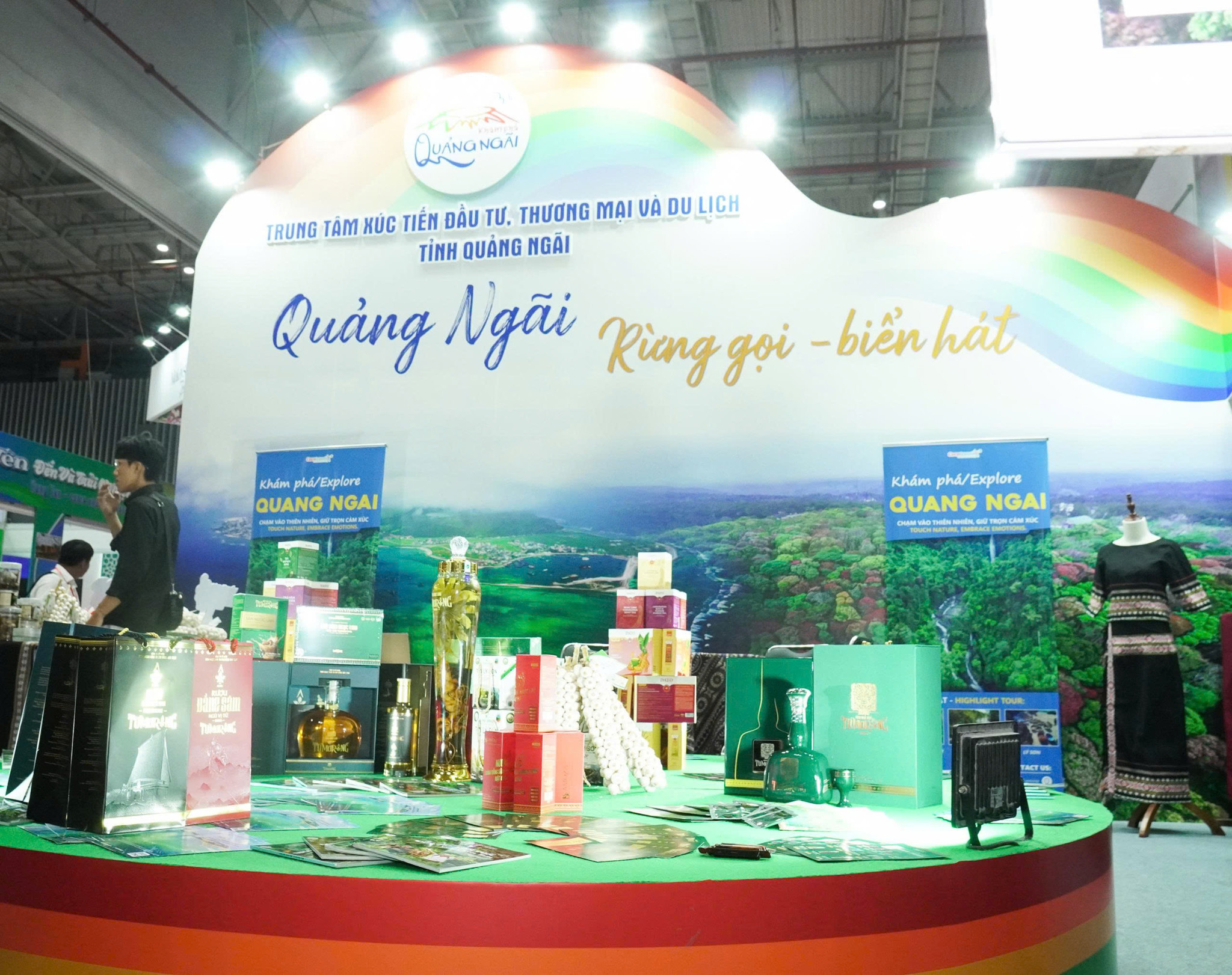 ITE HCMC 2025: “Cánh chim mới” Sâm Ngọc Linh Tu Mơ Rông cùng Quảng Ngãi hội nhập