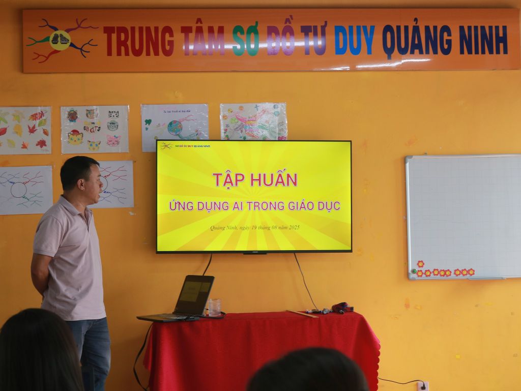 🌟 Trung tâm Sơ đồ Tư duy Quảng Ninh tổ chức tập huấn AI cho cán bộ, giáo viên và nhân viên 🌟