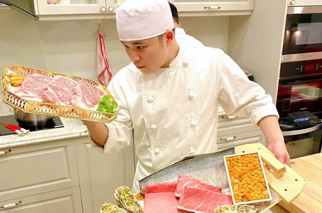 Hoshi Phan - Tiệc Omakase Trăm Triệu Tại Gia Có Gì Đặc Biệt