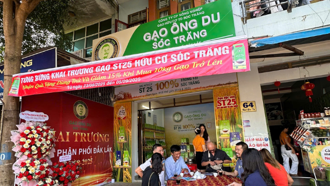 OPENING WITH ENTHUSIASM - ONG DU RICE AGENT IS PRESENT IN BUON MA THUOT, DAKLAK PROVINCEOPENING WITH ENTHUSIASM - ONG DU RICE AGENT IS PRESENT IN BUON MA THUOT, DAKLAK PROVINCE