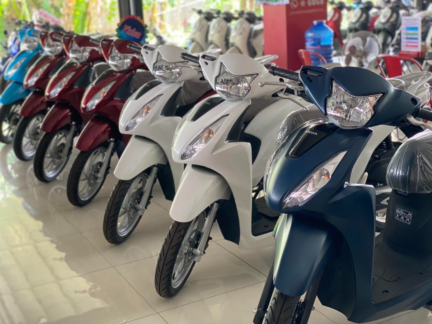 Giá Honda Vision Đầu Tháng 8/2024, Giảm Nhiệt Mạnh