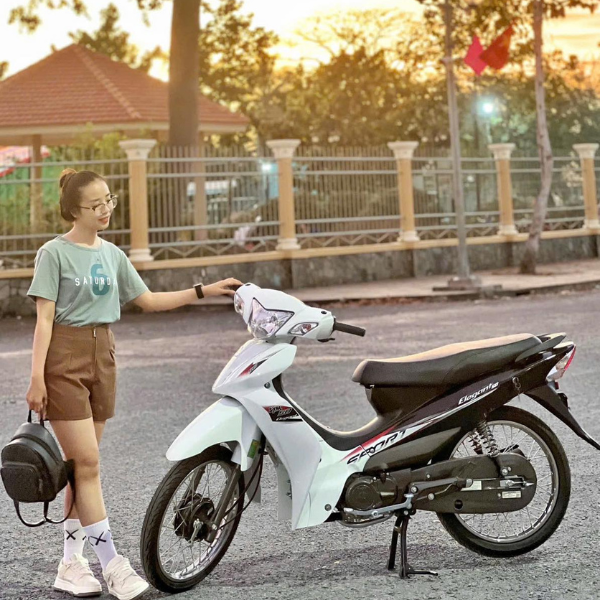 Xe Máy Hot Dành Cho Gen Z: Đẹp Cá Tính , Chạy Êm Cực Chất  Xe Máy Vĩnh Trường Tiền Giang