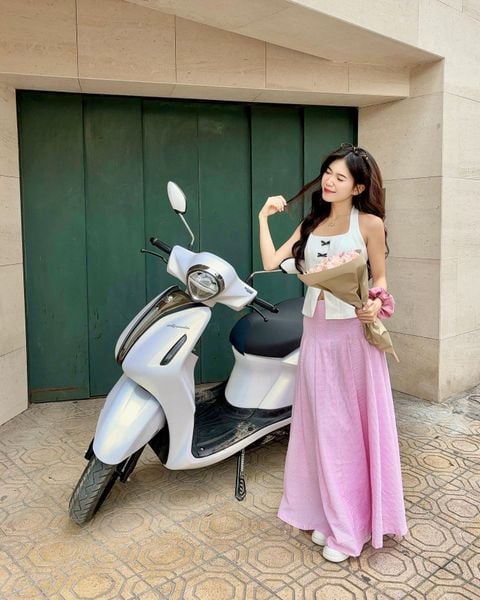 Yamaha Grande 2025 Vẻ Đẹp Sang Trọng Hiện Đại Đến Từng Chi Tiết