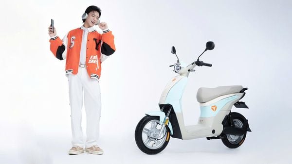 Xe Đạp Điện - Xe Máy Điện Yadea Vekoo Soobin Xe Máy Vĩnh Trường Tiền Giang