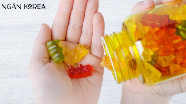 Trẻ ăn nhiều kẹo vitamin c có sao không?