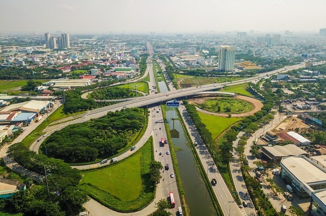 Bình Chánh - Vị trí đắc địa cho quảng cáo billboard