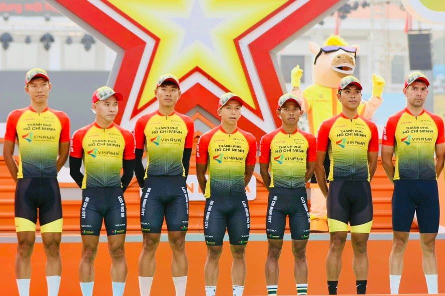 Hân Hoan Chào Mừng 2 Đội Đua Xe Đạp Tham Dự Cúp HTV Tôn Đông Á 2024!