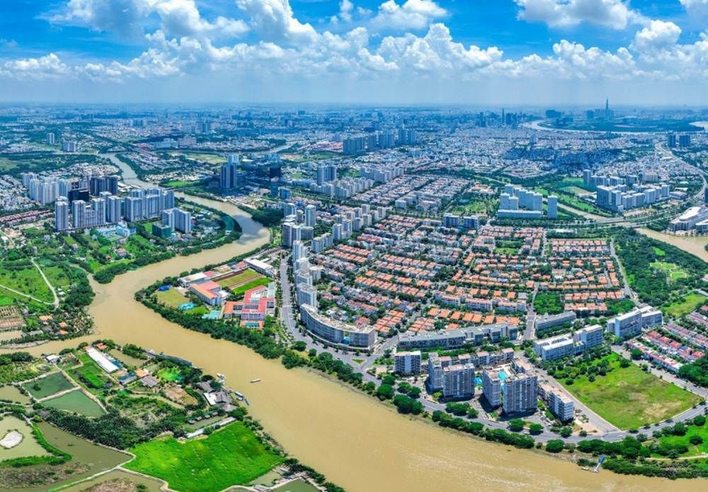 Thuê billboard tại Quận 7: Địa điểm vàng cho chiến dịch quảng cáo