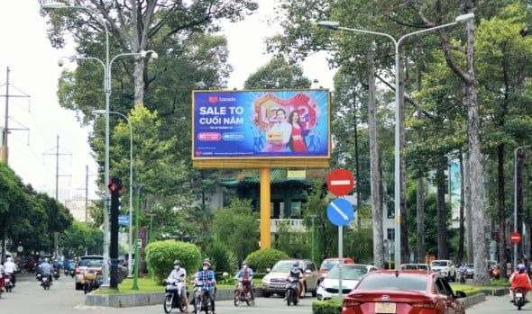 Thuê billboard Quận 5: lựa chọn chiến lược cho chiến dịch OOH